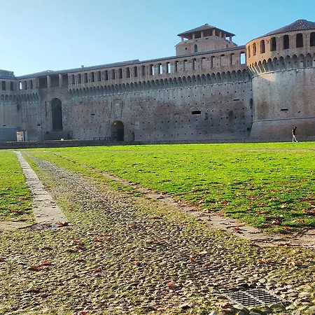 Ca' Spadoni, Centro Storico, Piano Terra, Ingresso Indipendente, Teatro, Parcheggio,