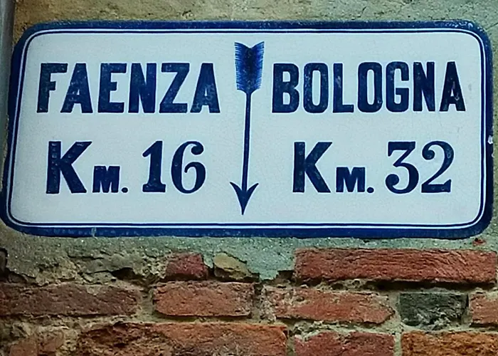 Ca' Spadoni, Centro Storico, Piano Terra, Ingresso Indipendente, Teatro, Parcheggio, Apartamento *