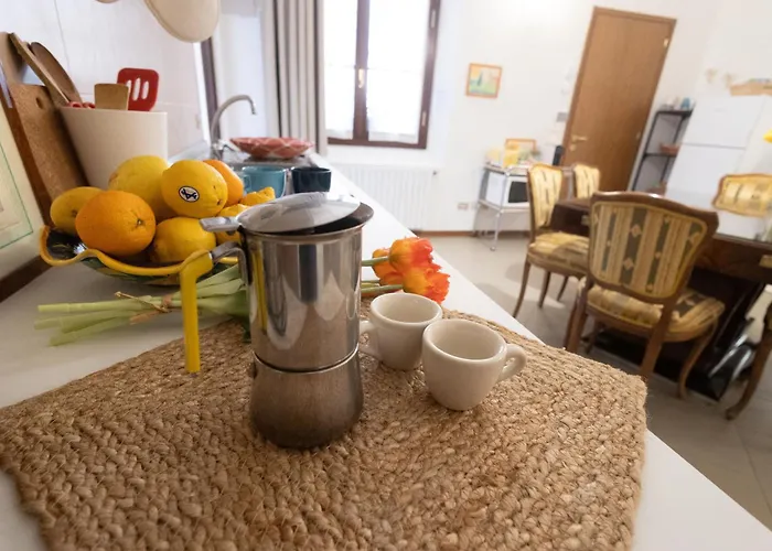 Apartamento Ca' Spadoni, Centro Storico, Piano Terra, Ingresso Indipendente, Teatro, Parcheggio, *