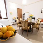 Ca' Spadoni, Centro Storico, Piano Terra, Ingresso Indipendente, Teatro, Parcheggio, Apartment