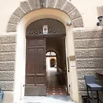 Ca' Spadoni, Centro Storico, Piano Terra, Ingresso Indipendente, Teatro, Parcheggio, *
