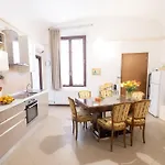 Ca' Spadoni, Centro Storico, Piano Terra, Ingresso Indipendente, Teatro, Parcheggio, Apartment