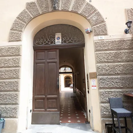 Ca' Spadoni, Centro Storico, Piano Terra, Ingresso Indipendente, Teatro, Parcheggio, *