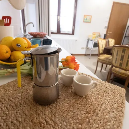 Apartament Ca' Spadoni, Centro Storico, Piano Terra, Ingresso Indipendente, Teatro, Parcheggio, *