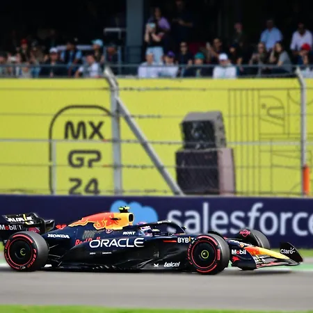 Ca' Spadoni, Centro Storico, Piano Terra, Ingresso Indipendente, Teatro, Parcheggio, * 이몰라