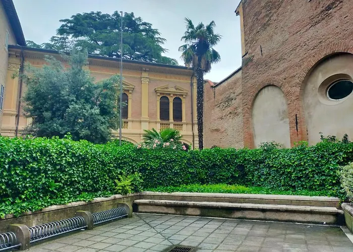 شقة Ca' Spadoni, Centro Storico, Piano Terra, Ingresso Indipendente, Teatro, Parcheggio, *