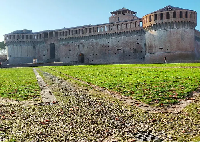 Ca' Spadoni, Centro Storico, Piano Terra, Ingresso Indipendente, Teatro, Parcheggio,