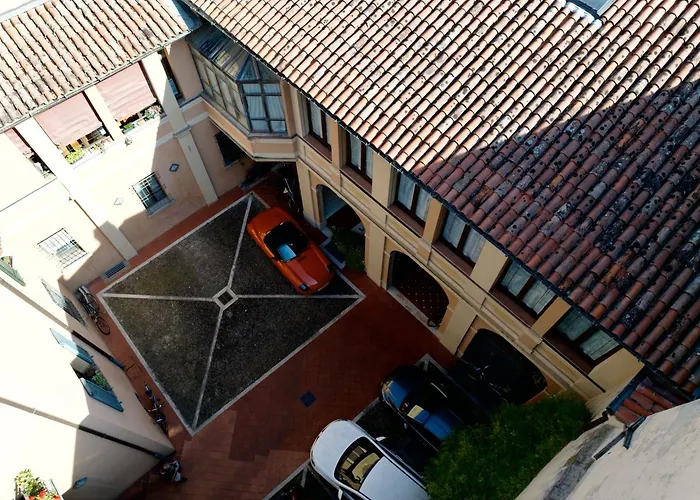 Ca' Spadoni, Centro Storico, Piano Terra, Ingresso Indipendente, Teatro, Parcheggio,