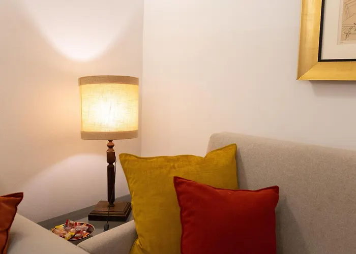 Ca' Spadoni, Centro Storico, Piano Terra, Ingresso Indipendente, Teatro, Parcheggio, * Имола