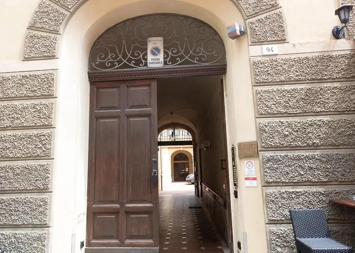 Ca' Spadoni, Centro Storico, Piano Terra, Ingresso Indipendente, Teatro, Parcheggio, *