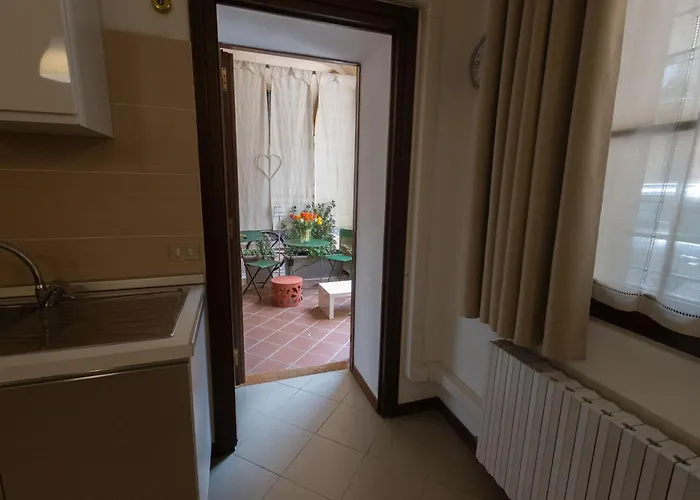 Ca' Spadoni, Centro Storico, Piano Terra, Ingresso Indipendente, Teatro, Parcheggio, * إيمولا