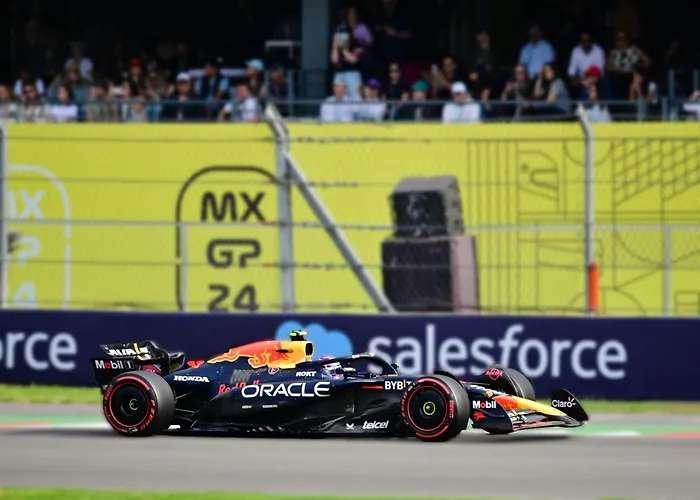 Ca' Spadoni, Centro Storico, Piano Terra, Ingresso Indipendente, Teatro, Parcheggio, * إيمولا